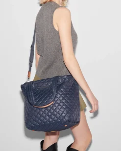 The Metro Tote® Deluxe - Medium|MZ Wallace New